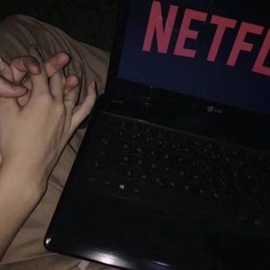 男生把小困困进男生困困里
